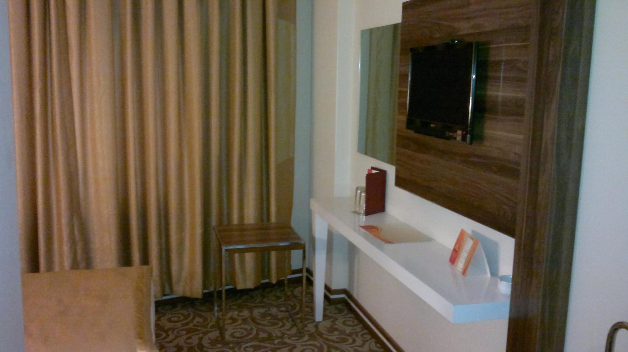 Ozpark Hotel Akşehir Esterno foto