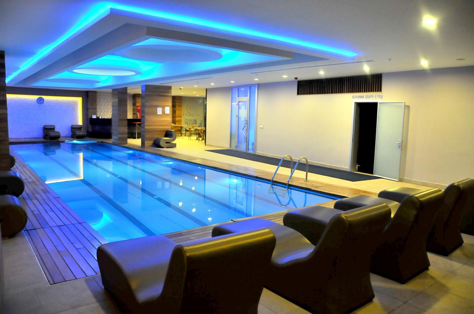 Ozpark Hotel Akşehir Esterno foto